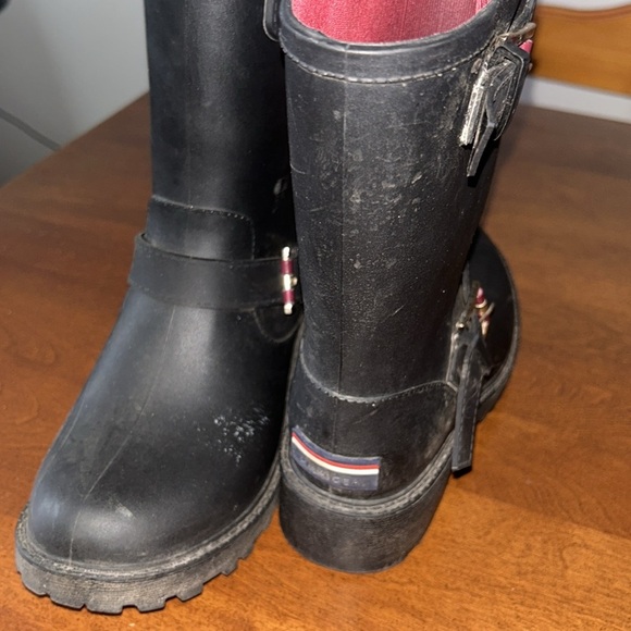 Tommy Hilfiger Black Buckle Rain Boots - Picture 13 of 13